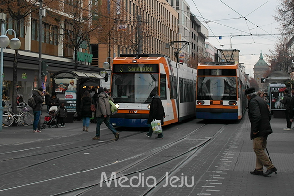 독일에서 운영 중인 트램. /사진=미디어제주.