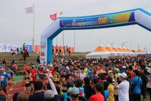 “일상 회복을 향해 달린다” 마라톤 대회도 재개