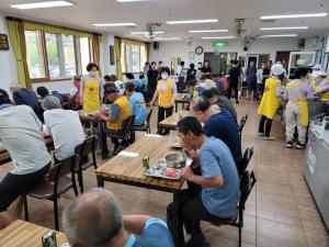 청솔적십자봉사회, 중복맞이 노숙인자활센터 어르신 건강보양식(전복죽) 지원 활동