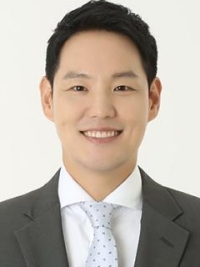 더불어민주당 김한규 제주시을 국회의원 후보.