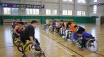 지체장애인 휠체어농구단의  훈훈한 우정