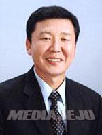 제주특별자치도의회 후반기 의장에 김용하 의원