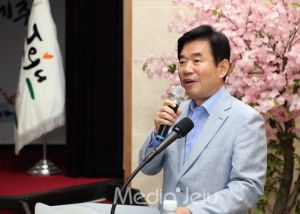 김진표 국정기획자문위원장 “제주에 오픈카지노 도입해야”