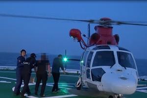 제주서 수백km 떨어진 해역 응급환자 해경함정-헬기 릴레이 후송